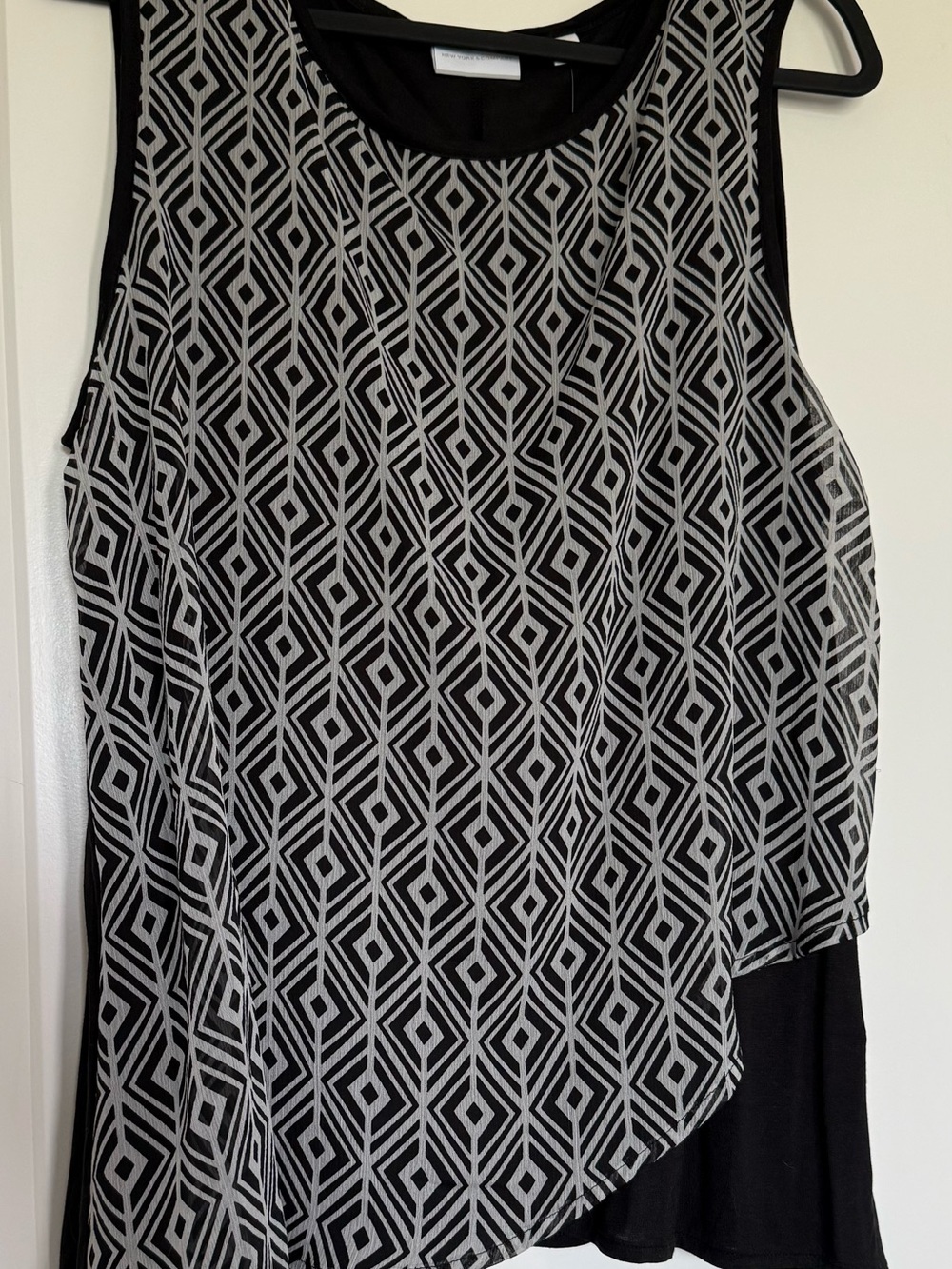 New York & Company Black and Gray Geometric Overlay Tank